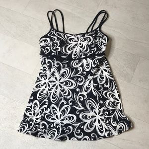 Croft & Barrow Swim Dress Sz 10 Black White Skirt